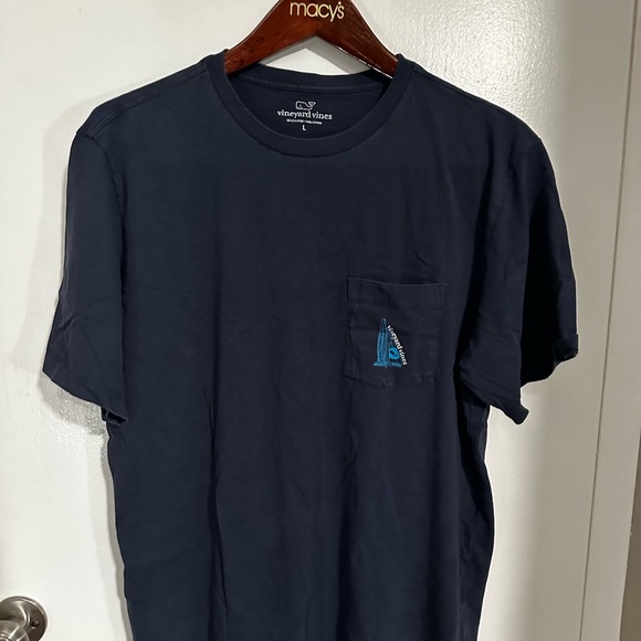 Vineyard Vines Crewneck Tee, Size L - Picture 4 of 4